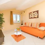 Apartamento Labinjan