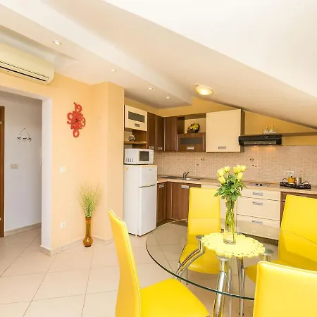 Appartement Labinjan